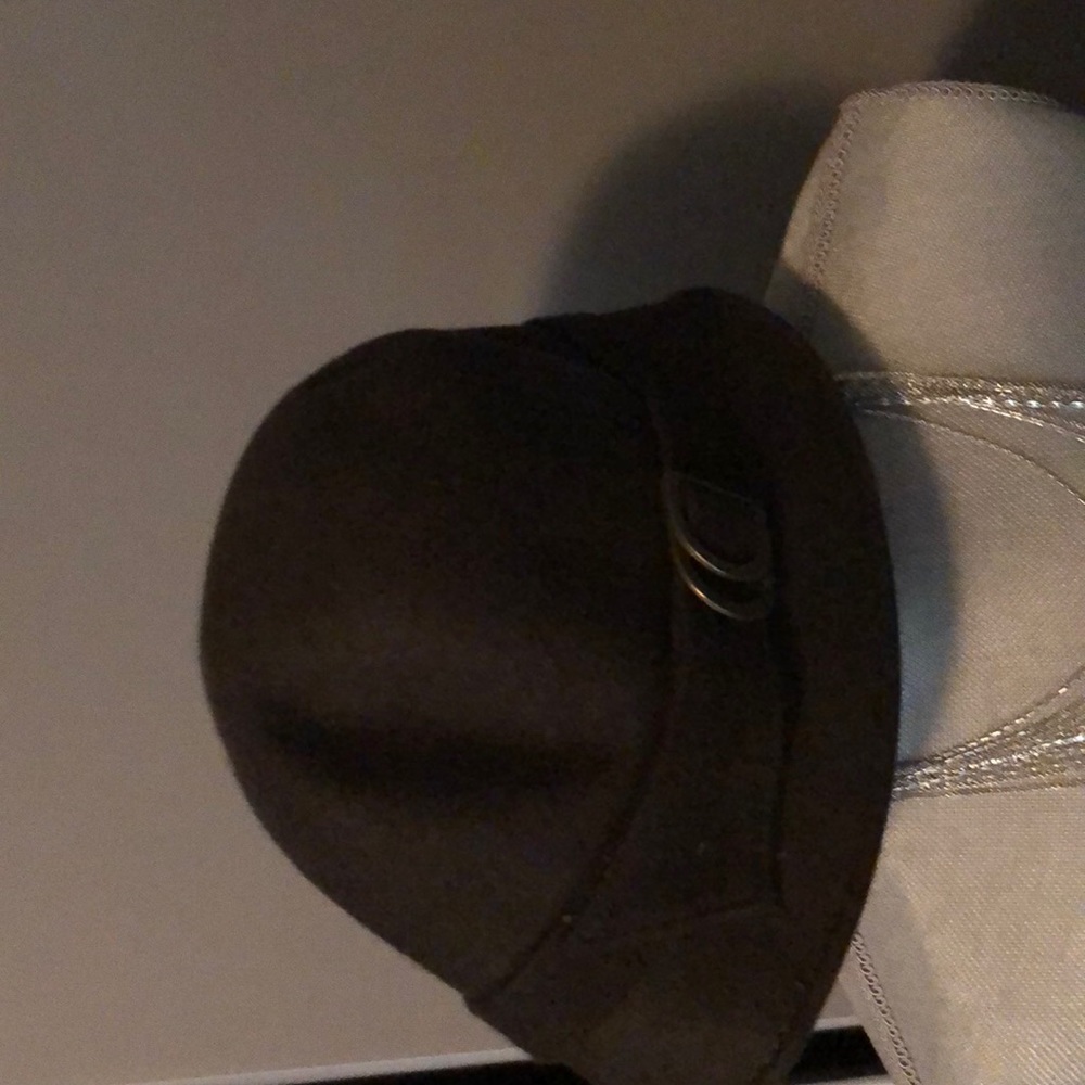 Ann Taylor City Hat. Brown with Gold accent detail